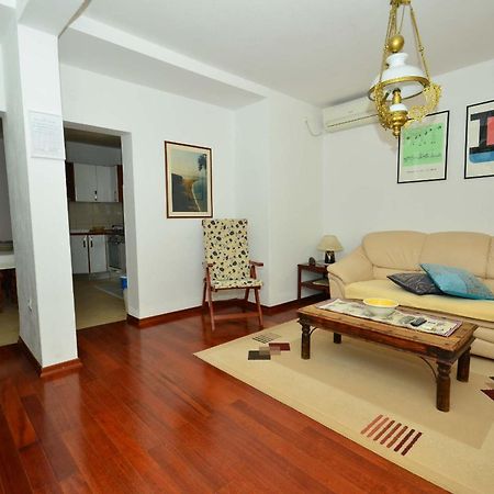 Apartments Fani Kanun Bol Exteriér fotografie
